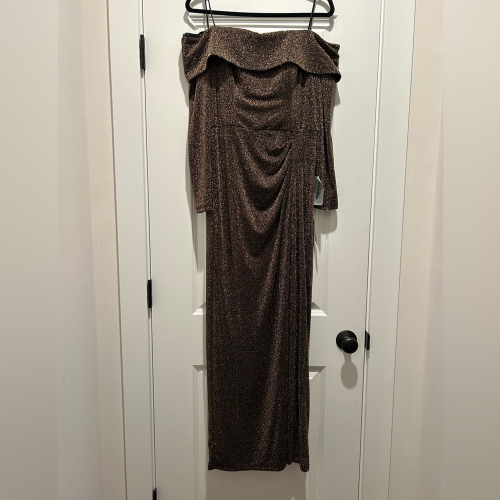 Alex Evenings Metallic Off the Shoulder Knit Sheath Gown - Picture 3 of 10